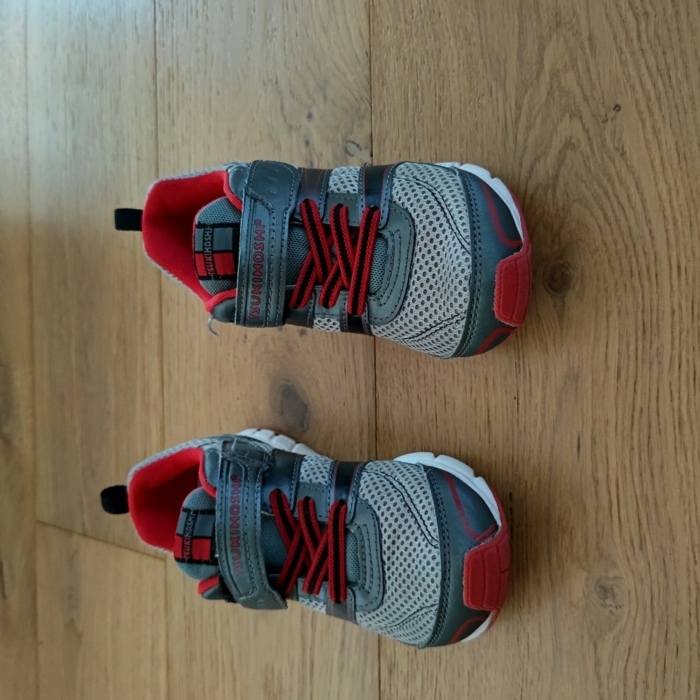 Tsukihoshi shoes